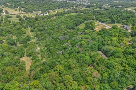 2015 Artesian Drive Nolensville TN 37135