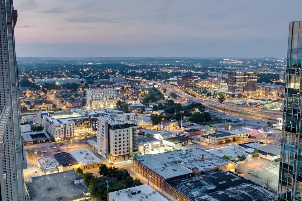 1616 West End Avenue Nashville TN 37203