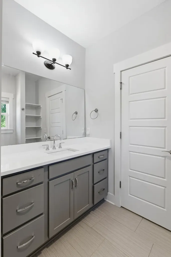 1224 Bessie Avenue Nashville TN 37207