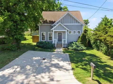 1224 Bessie Avenue Nashville TN 37207