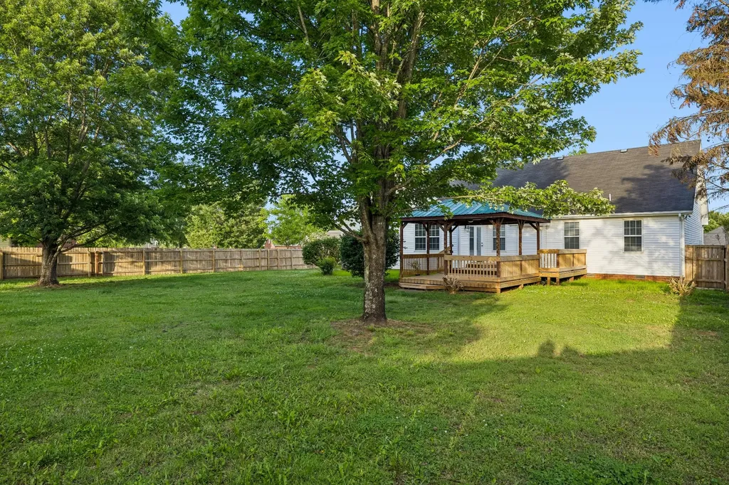 101 Chertsey Court Murfreesboro TN 37127