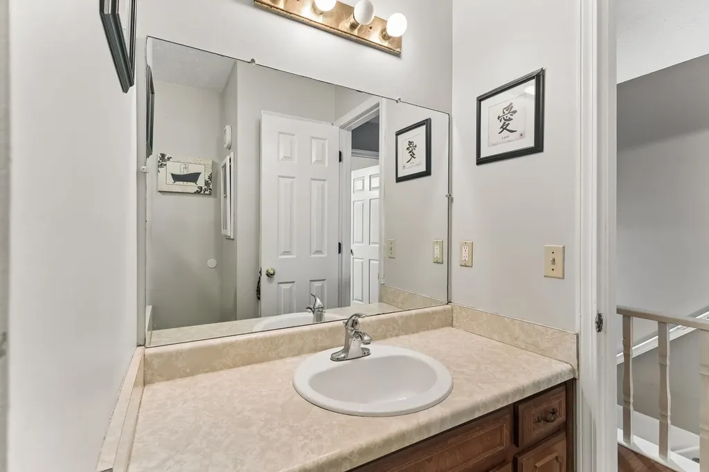 702 Enon Springs Road, W Smyrna TN 37167