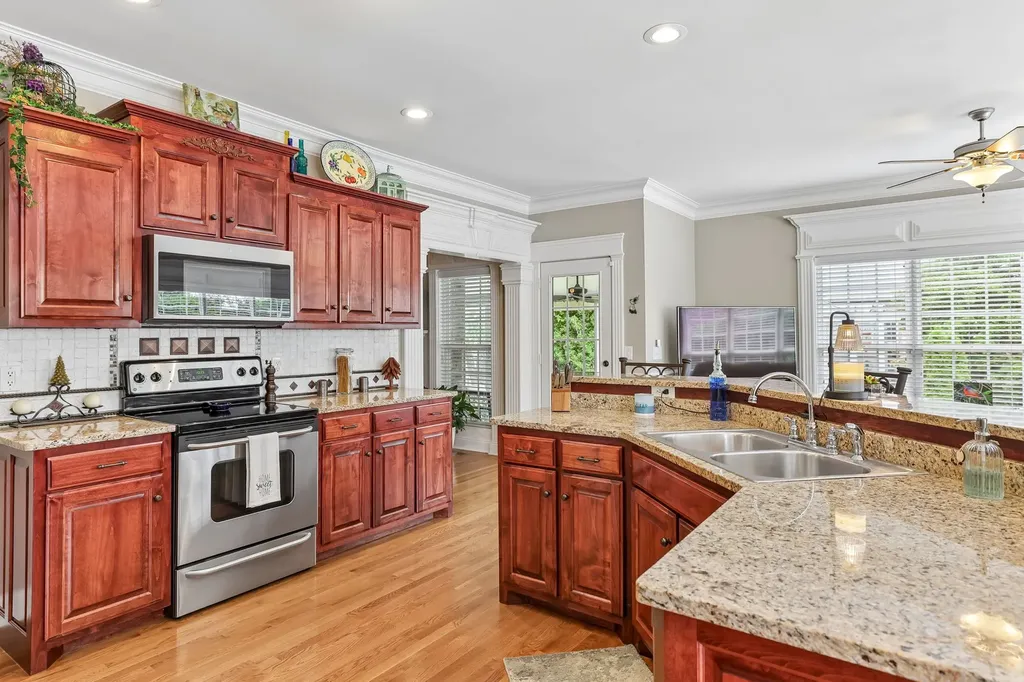 409 Savannah Ridge Murfreesboro TN 37127