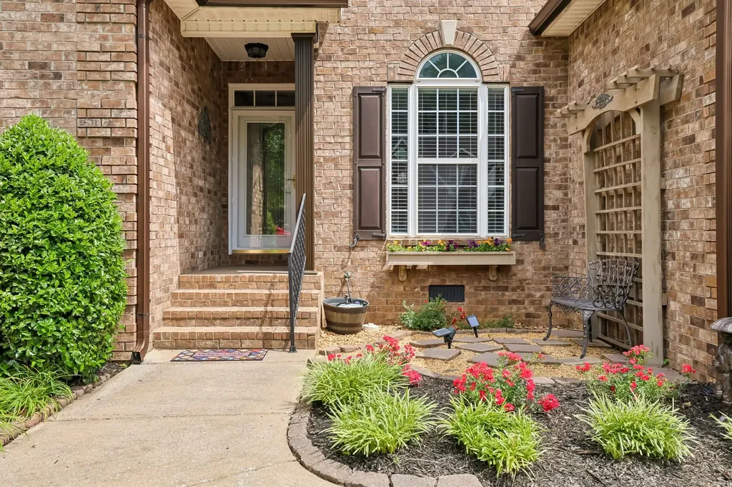 409 Savannah Ridge Murfreesboro TN 37127