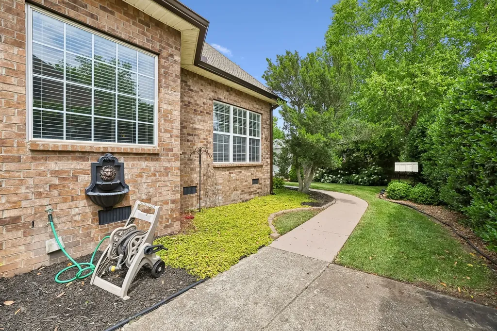 409 Savannah Ridge Murfreesboro TN 37127