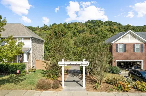 6048 Mill Tree Drive Nashville TN 37221
