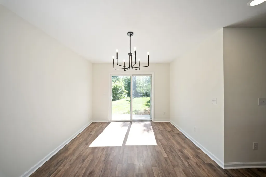 704 Perry Drive Springfield TN 37172