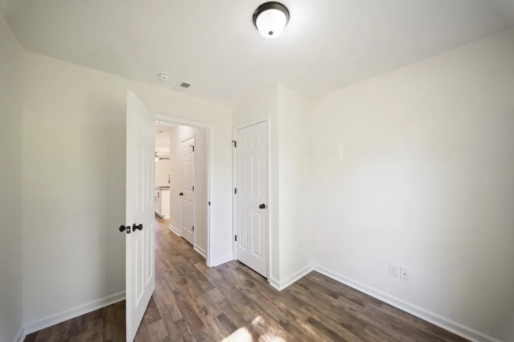 704 Perry Drive Springfield TN 37172