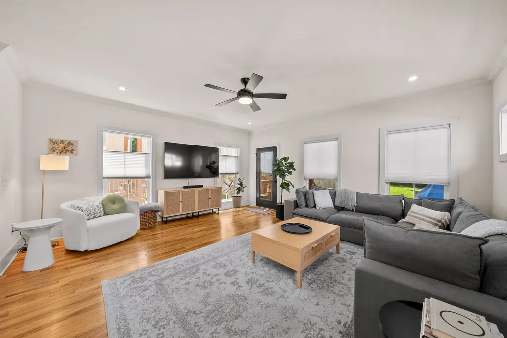 1516A Rosebank Avenue Nashville TN 37206