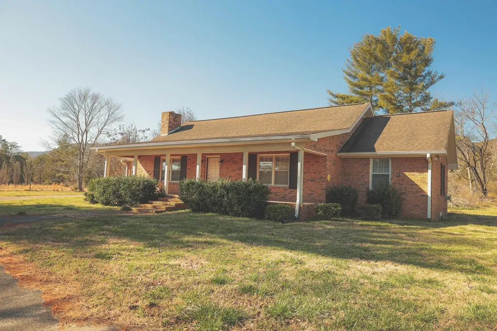 3229 Old State Highway 28 Dunlap TN 37327