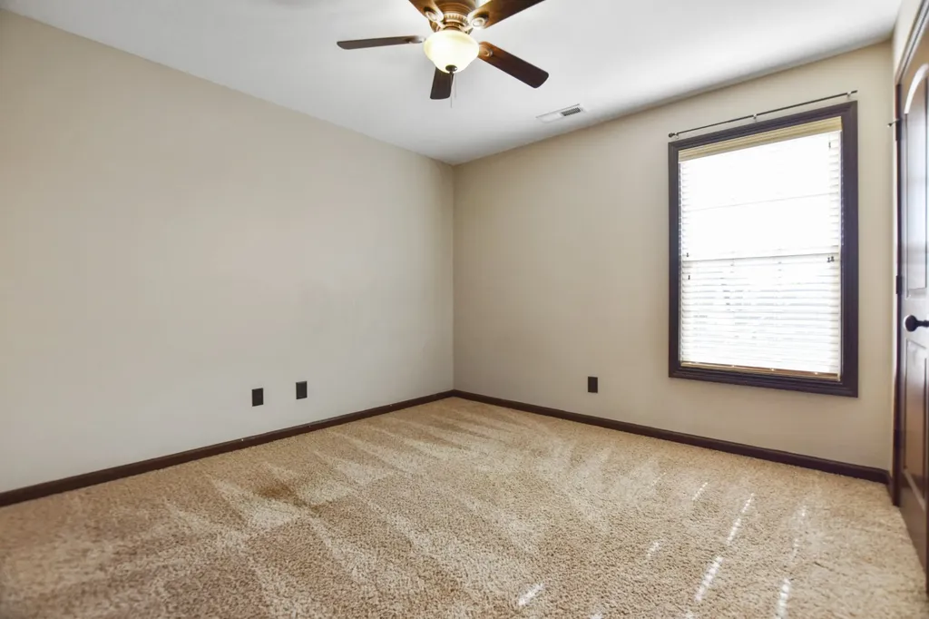1240 Chinook Circle Clarksville TN 37042