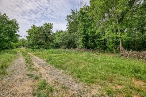 1901 Central Valley Road Murfreesboro TN 37129