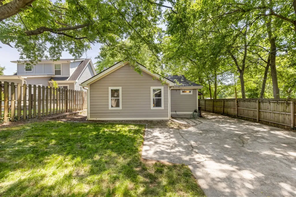 877 Carter Street Nashville TN 37206