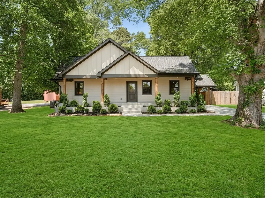 213 5th Avenue Columbia TN 38401