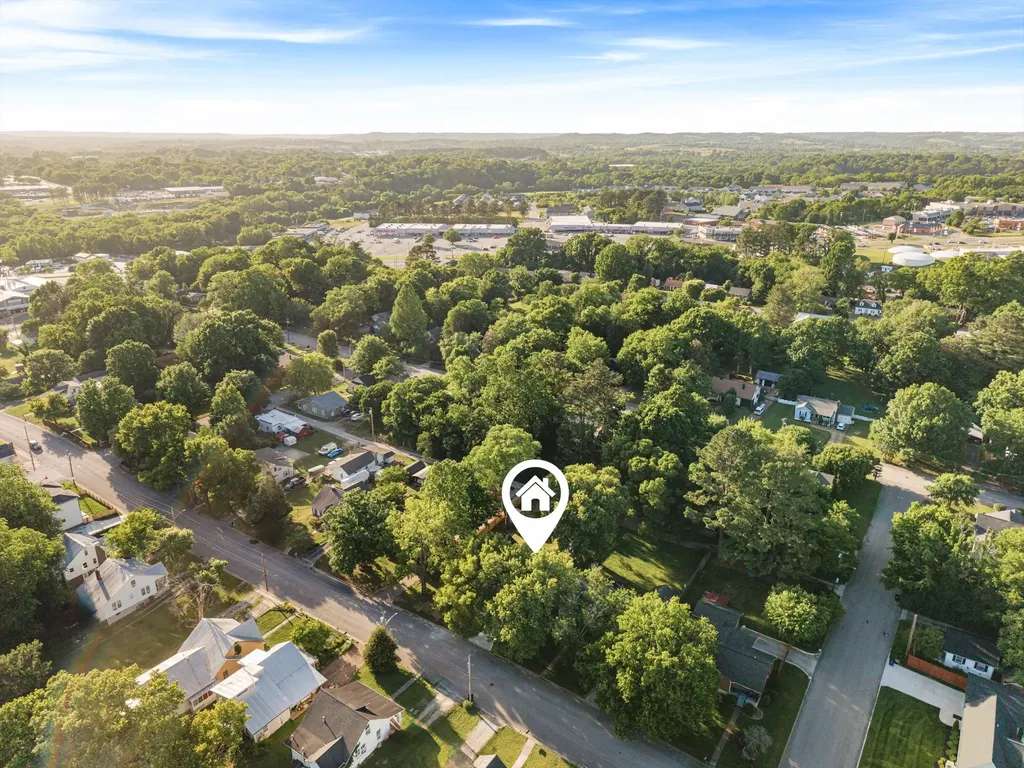 213 5th Avenue Columbia TN 38401