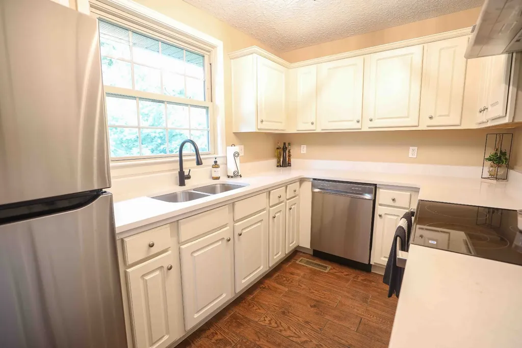 412 Williams Avenue Madison TN 37115