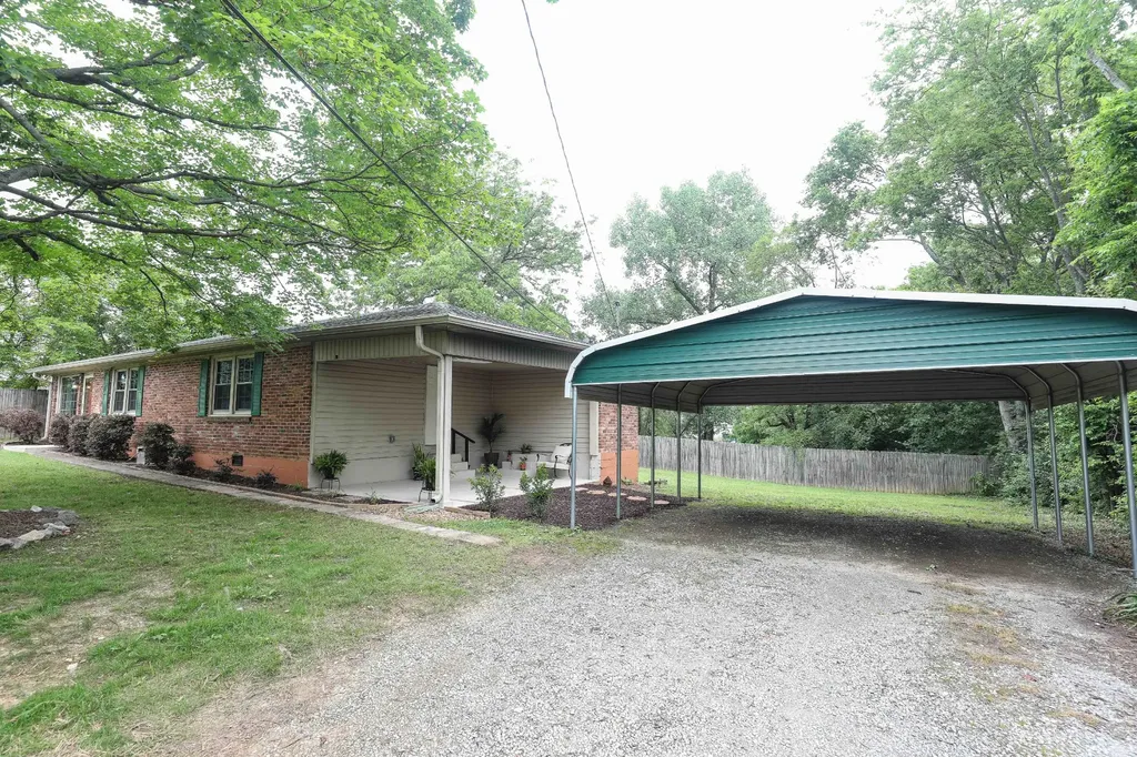 412 Williams Avenue Madison TN 37115