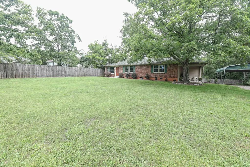 412 Williams Avenue Madison TN 37115