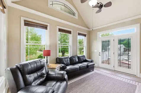 1024 Cumberland Drive Chapmansboro TN 37035