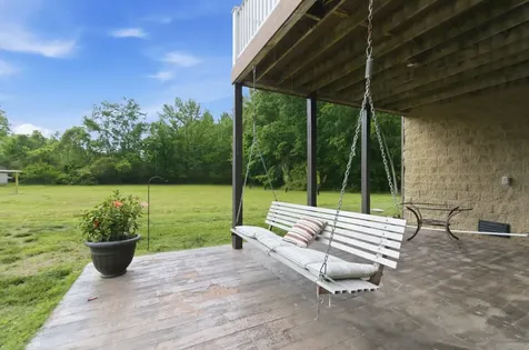 1024 Cumberland Drive Chapmansboro TN 37035