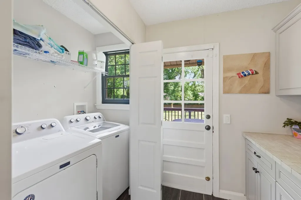 5621 Knob Road Nashville TN 37209