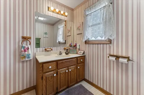 1649 N Main Street Tennessee Ridge TN 37178