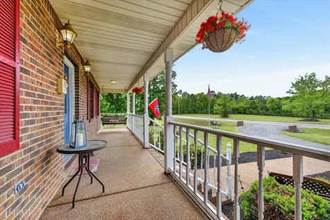 1649 N Main Street Tennessee Ridge TN 37178