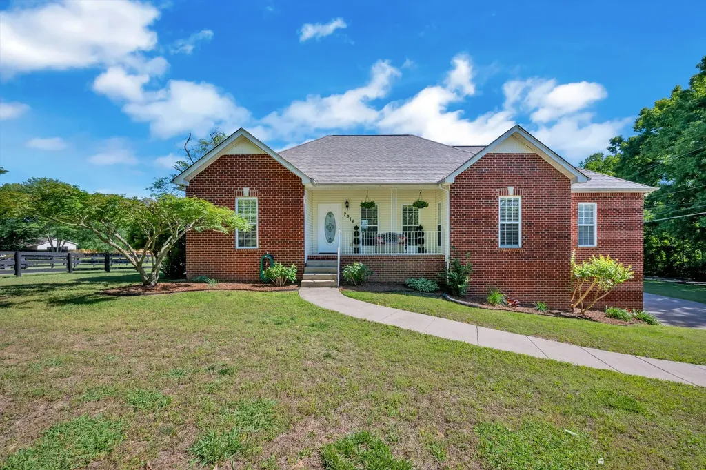 7316 Old Nashville Road Fairview TN 37062