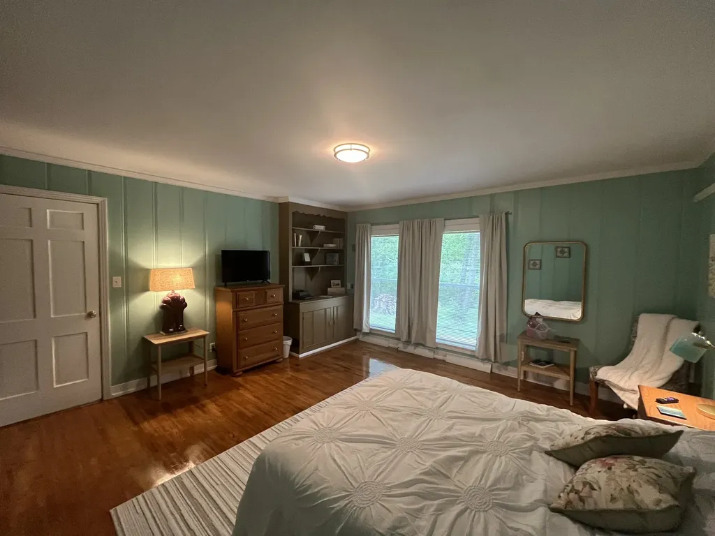 1310 Trotwood Avenue Columbia TN 38401