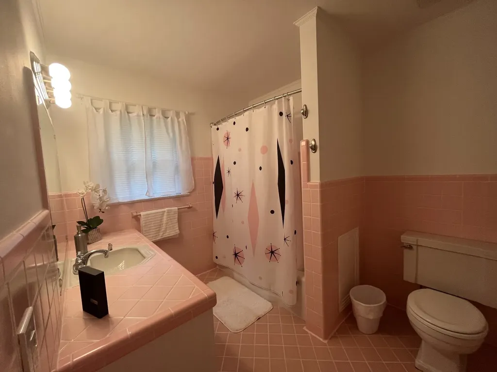1310 Trotwood Avenue Columbia TN 38401