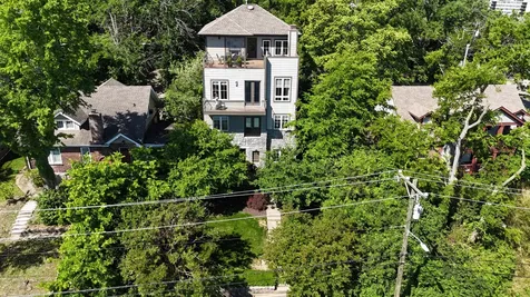 301 32nd Ave, S Nashville TN 37212