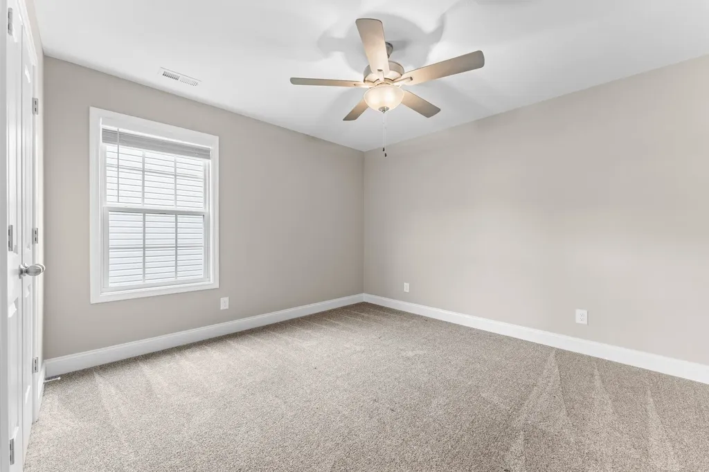 386 Pinkston Court Clarksville TN 37040