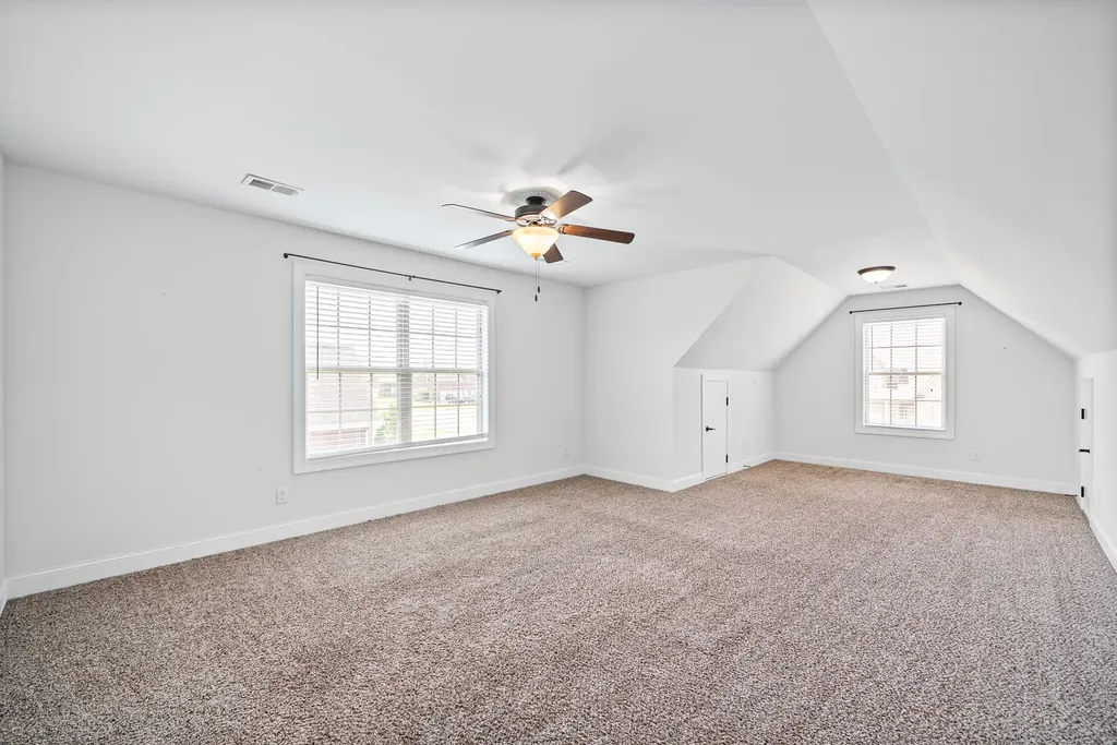 7666 Knobdate Road Smyrna TN 37167