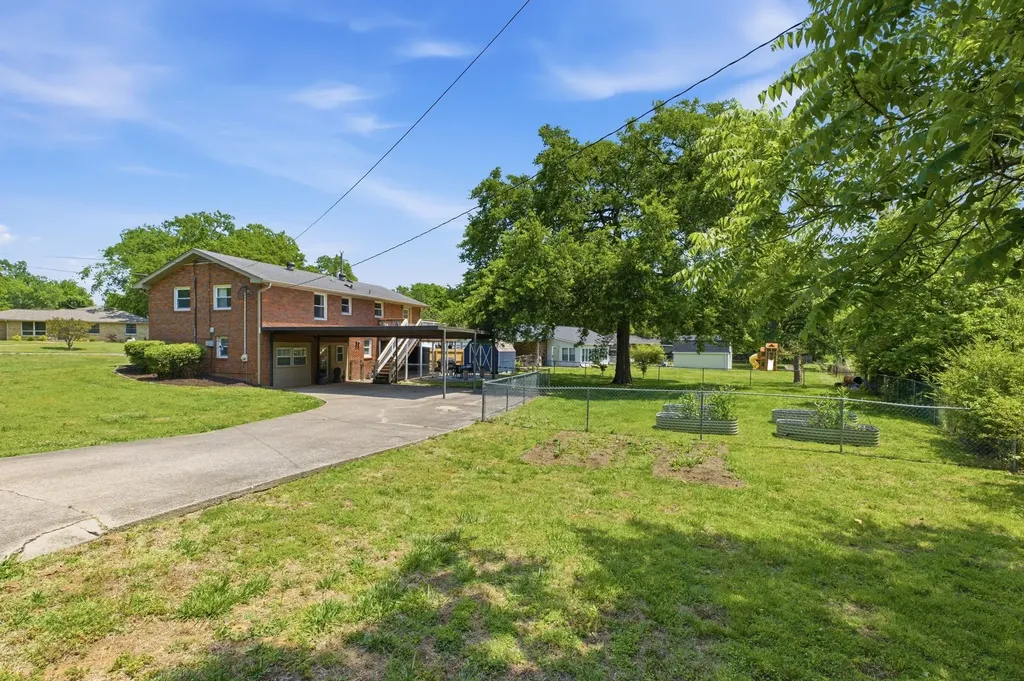 124 Chippendale Drive Hendersonville TN 37075