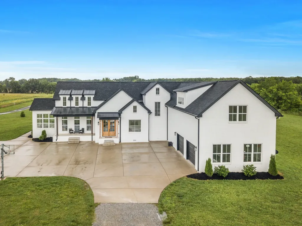 5915 Lakeview Road Springfield TN 37172
