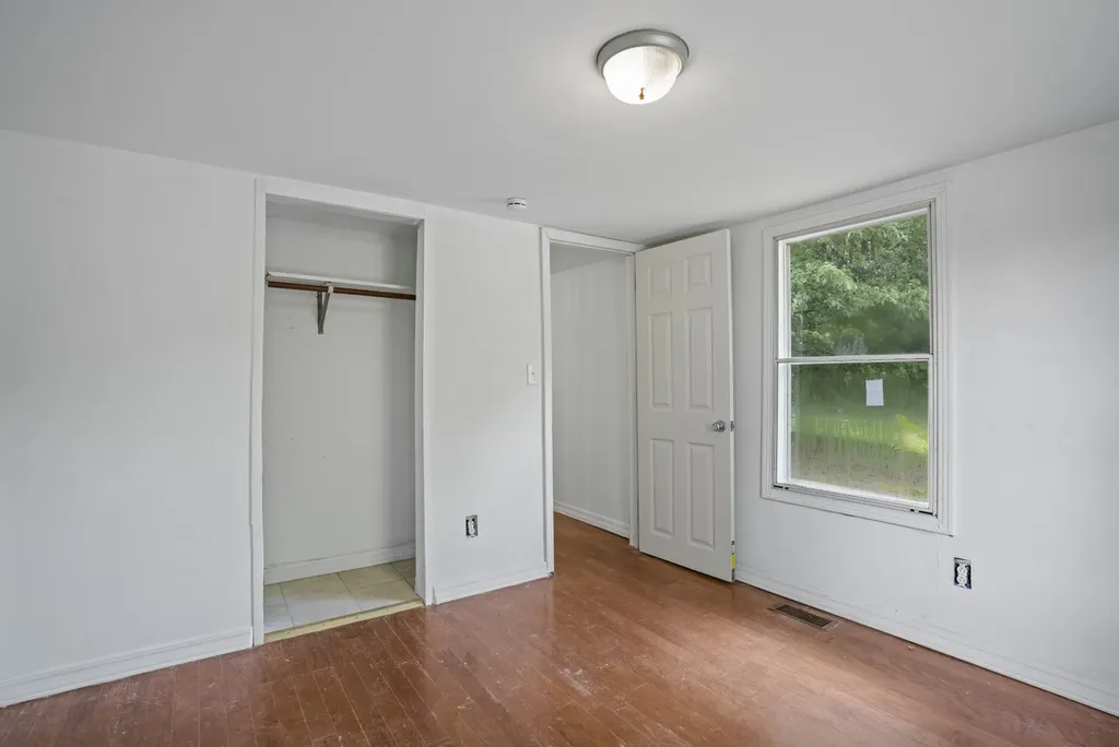 284 Watts Road New Johnsonville TN 37134