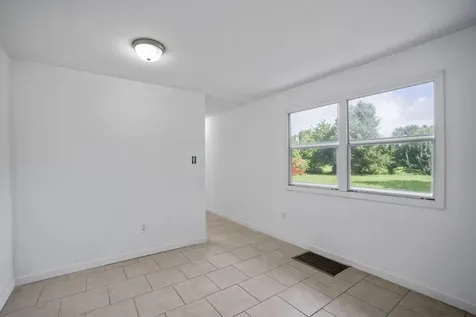284 Watts Road New Johnsonville TN 37134
