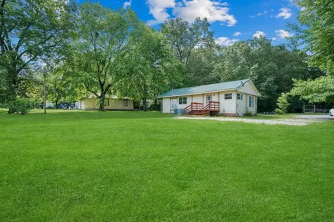284 Watts Road New Johnsonville TN 37134
