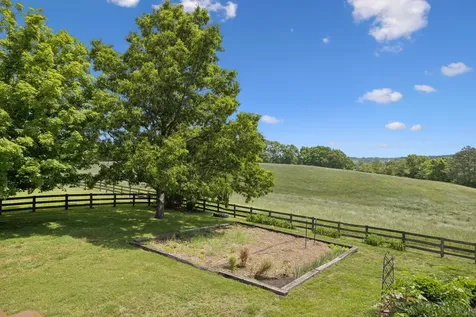 4929 Snow Creek Road Santa Fe TN 38482