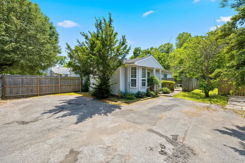 3011 Casa Drive Nashville TN 37214