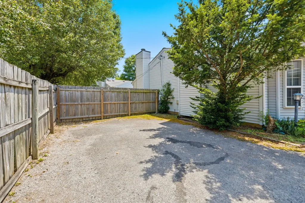3011 Casa Drive Nashville TN 37214