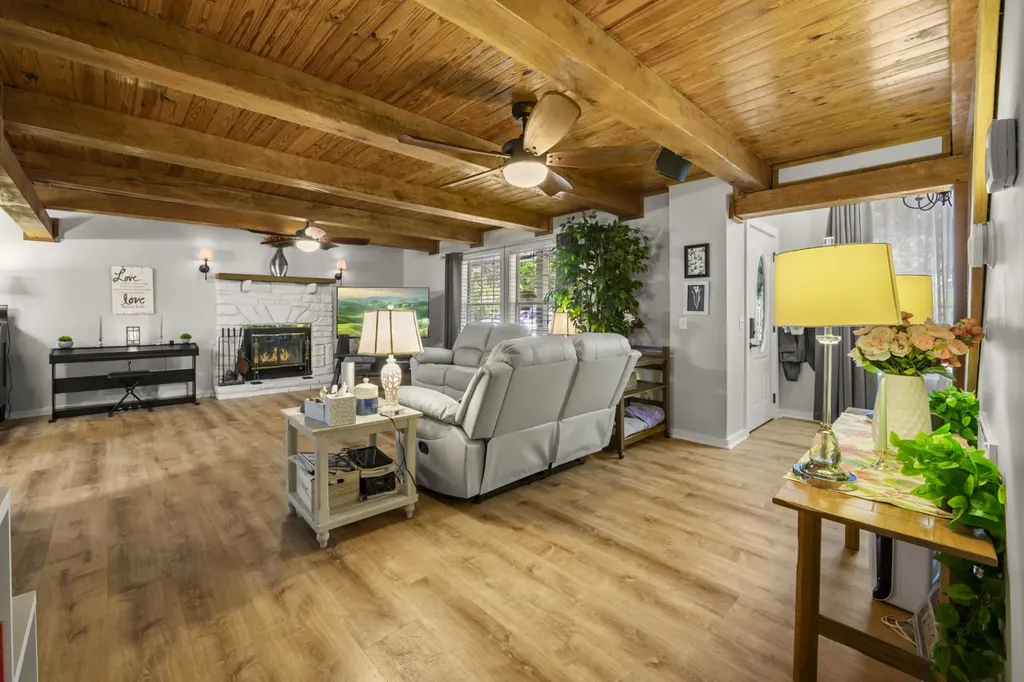4536 Tanglewood Road Pegram TN 37143