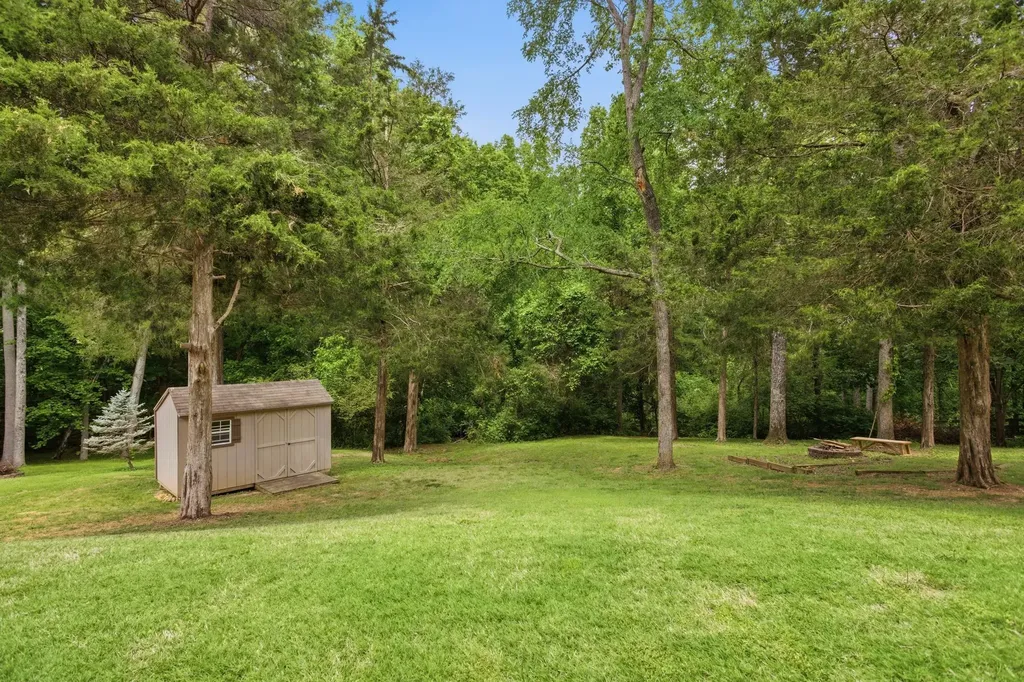 7106 Pleasant Grove Court Fairview TN 37062