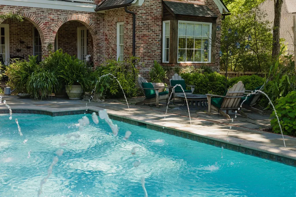 6108 Robin Hill Road Nashville TN 37205