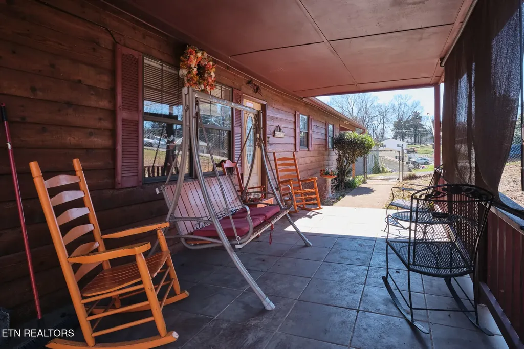 2004 Flagler Road Knoxville TN 37912