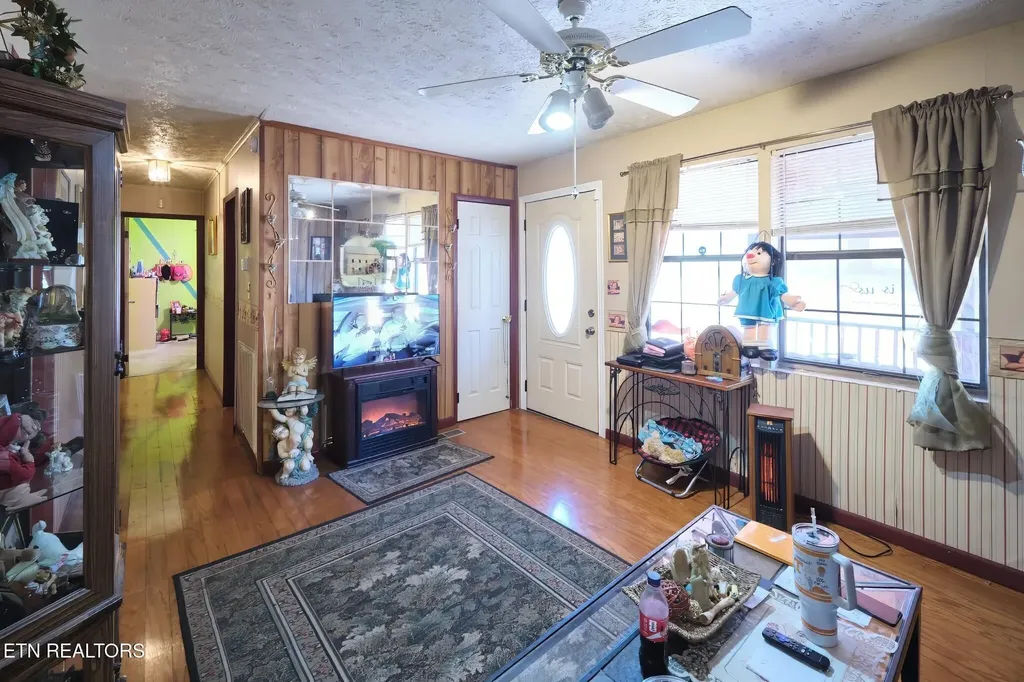 2004 Flagler Road Knoxville TN 37912