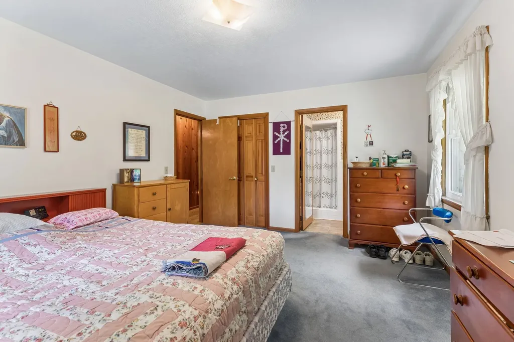 1018 Woodmont Drive Dickson TN 37055