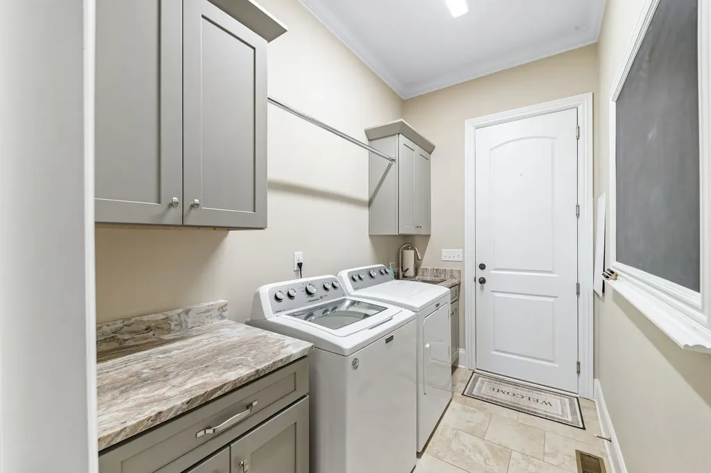 1709 Aster Drive Columbia TN 38401