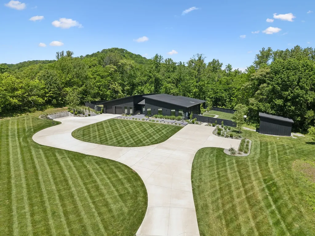 4160 Clovercroft Road Franklin TN 37067