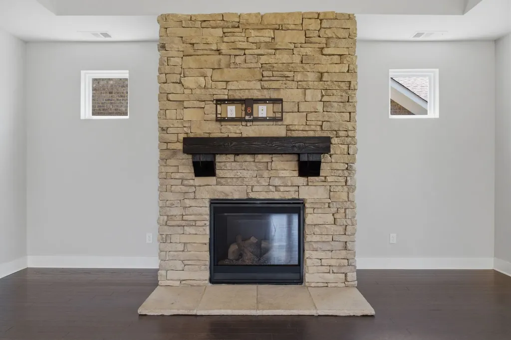 1601 Drakes Creek Road Hendersonville TN 37075